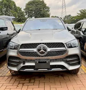 Mercedes-Benz GLE-Class GLE 400d 4MATIC 2020 Gold