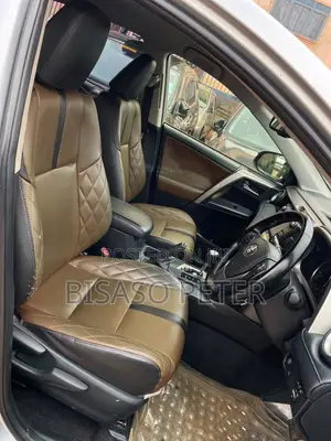 Toyota RAV4 2017 Gray