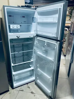 LG Fridge 412l