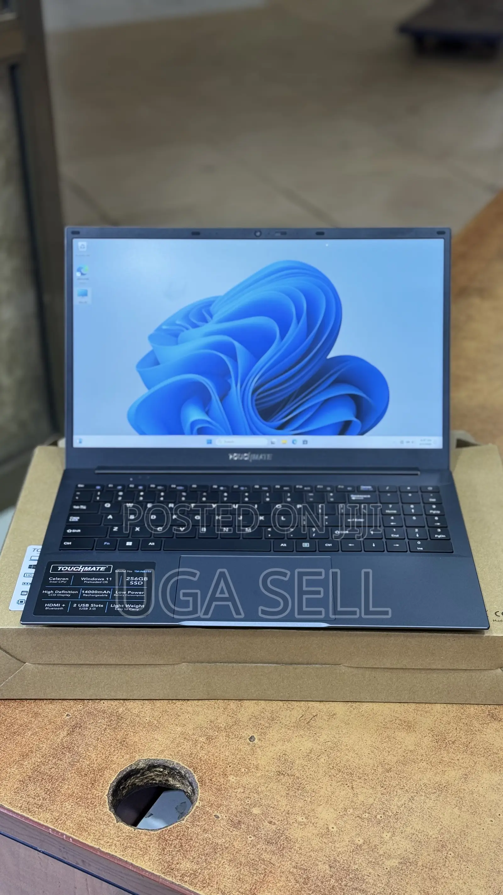New Laptop Touchmate 8GB Intel Celeron SSD 256GB