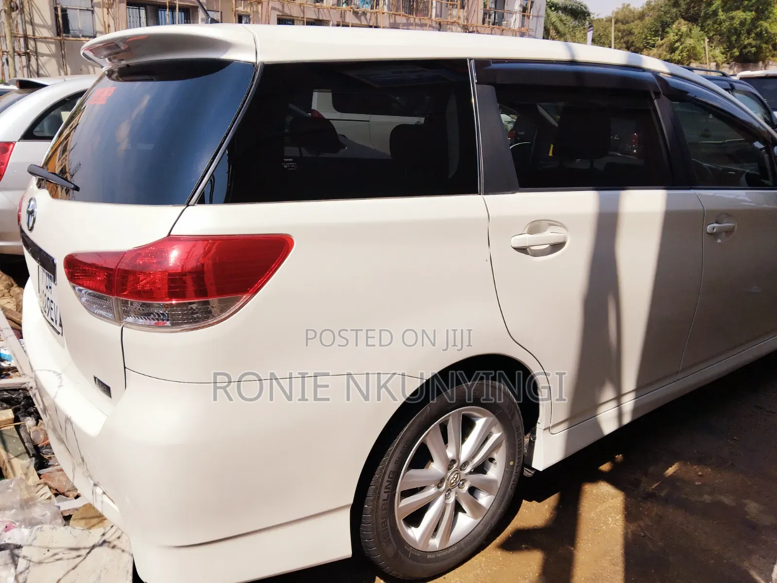 Toyota Wish 2011 White