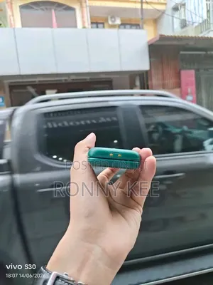 New Nokia 2660 Flip Green