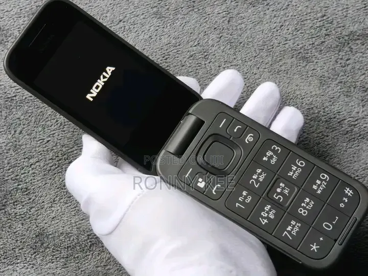 New Nokia 2660 Flip Black