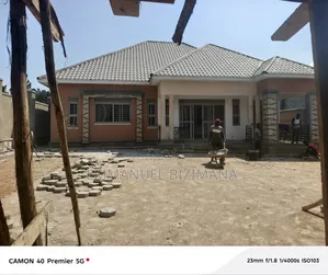 Furnished 4bdrm House in Mbalwa, Central Division for sale