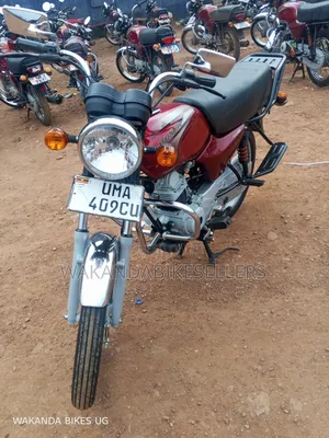 Bajaj Boxer 100 2025 Red