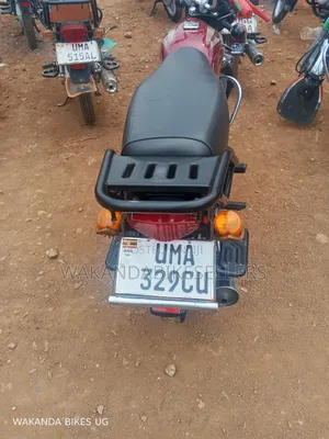 Bajaj Boxer 100 2025 Red
