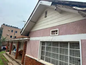 3bdrm House in Division A for sale