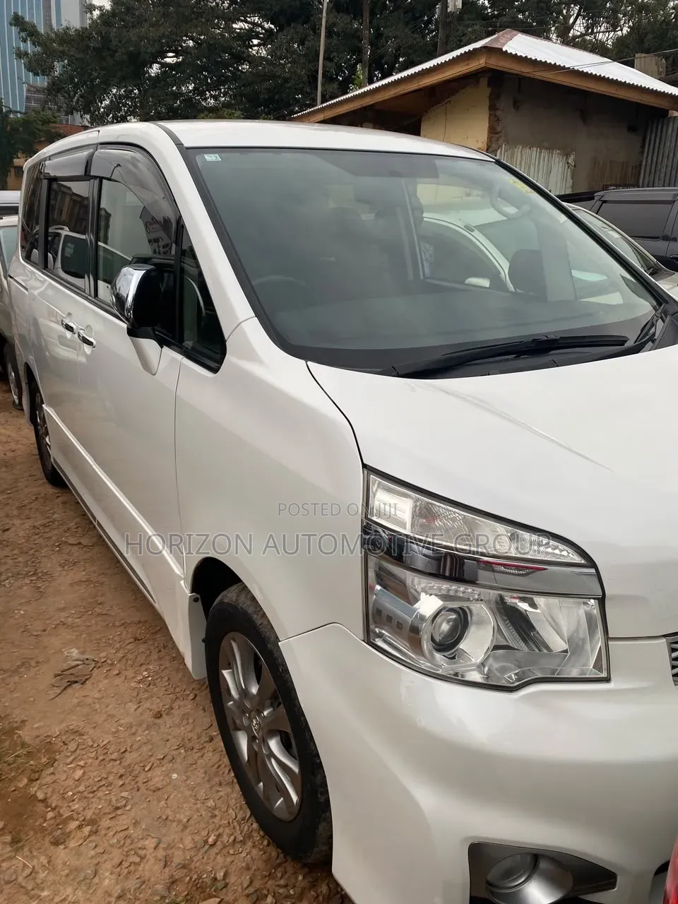 Toyota Voxy 2013 White