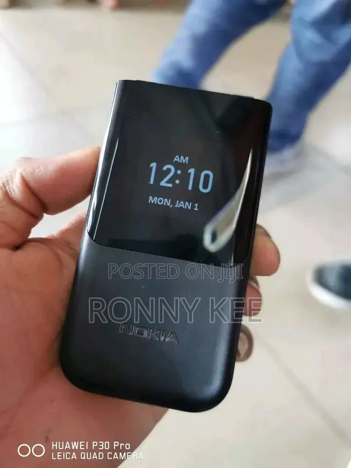 New Nokia 2720 Flip 512 GB Black