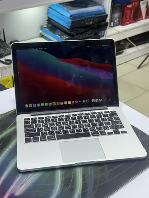New Laptop Apple MacBook Pro 16GB Intel Core i5 SSD 256GB
