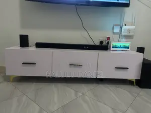 New Modern TV Stand