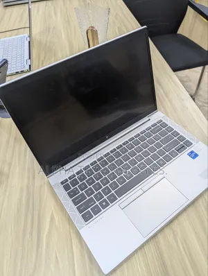 Laptop HP EliteBook 840 G8 8GB Intel Core i5 SSD 256GB