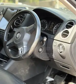 Volkswagen Tiguan S 2013 White