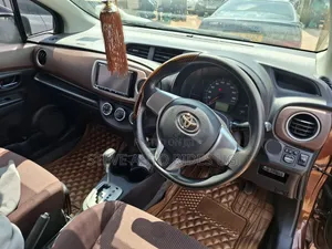Toyota Vitz 2010 Brown
