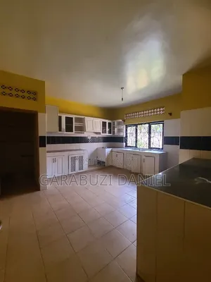 Furnished 3bdrm House in Kitendde, Wakiso / Wakiso for sale