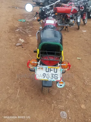Bajaj Boxer 100 2023 Red
