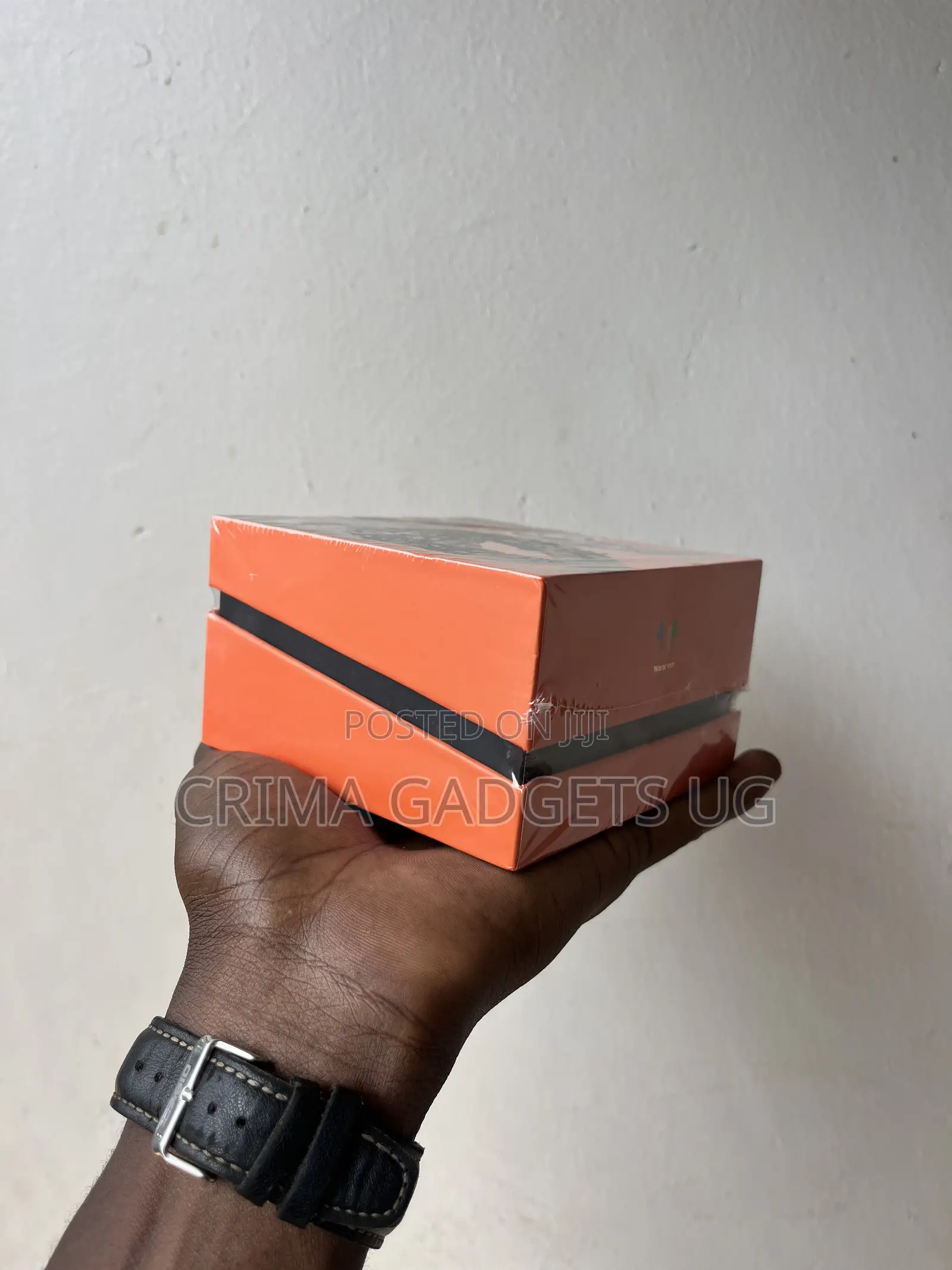 Smart Watch Lear and Good on All Phones