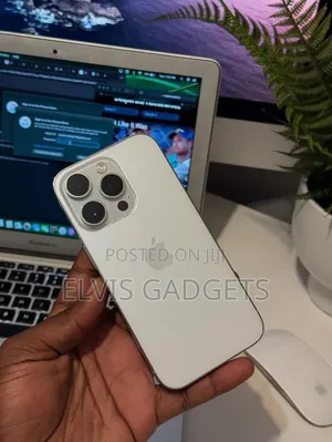 Apple iPhone 15 Pro 256 GB White