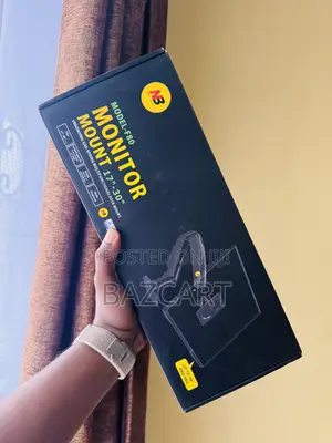 Single Monitor Arm / Mount - 17 - 30 Inch (9KG)