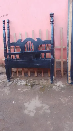 Used / Second Hand 4by6 Wooden Bed on Sale