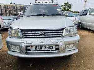 Toyota Land Cruiser Prado 2.7 5dr 2002 Silver