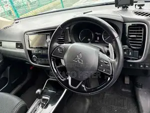 Mitsubishi Outlander 2017 Silver
