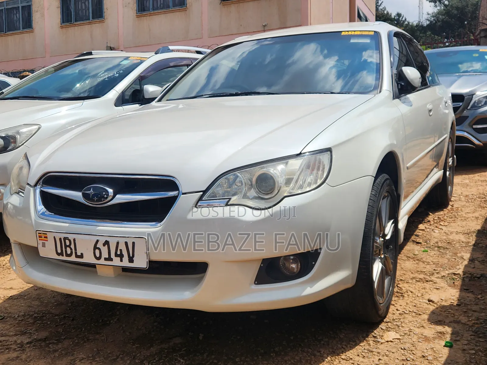 Subaru Legacy 2010 White