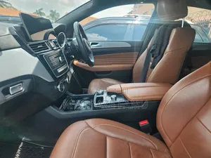 Mercedes-Benz GLE-Class 2018 Gray