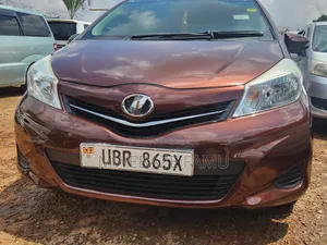 Toyota Vitz 2012 Burgundy