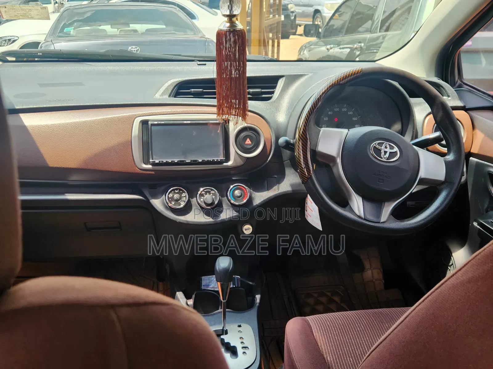Toyota Vitz 2012 Burgundy