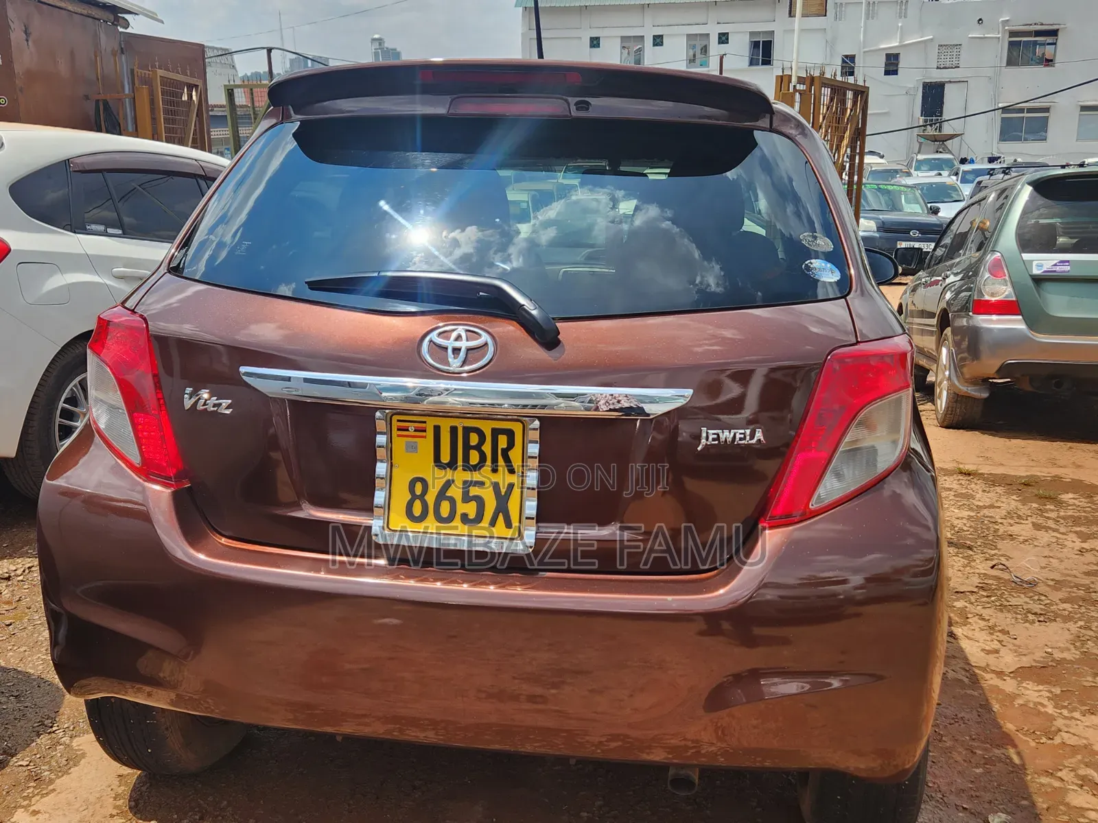 Toyota Vitz 2012 Burgundy