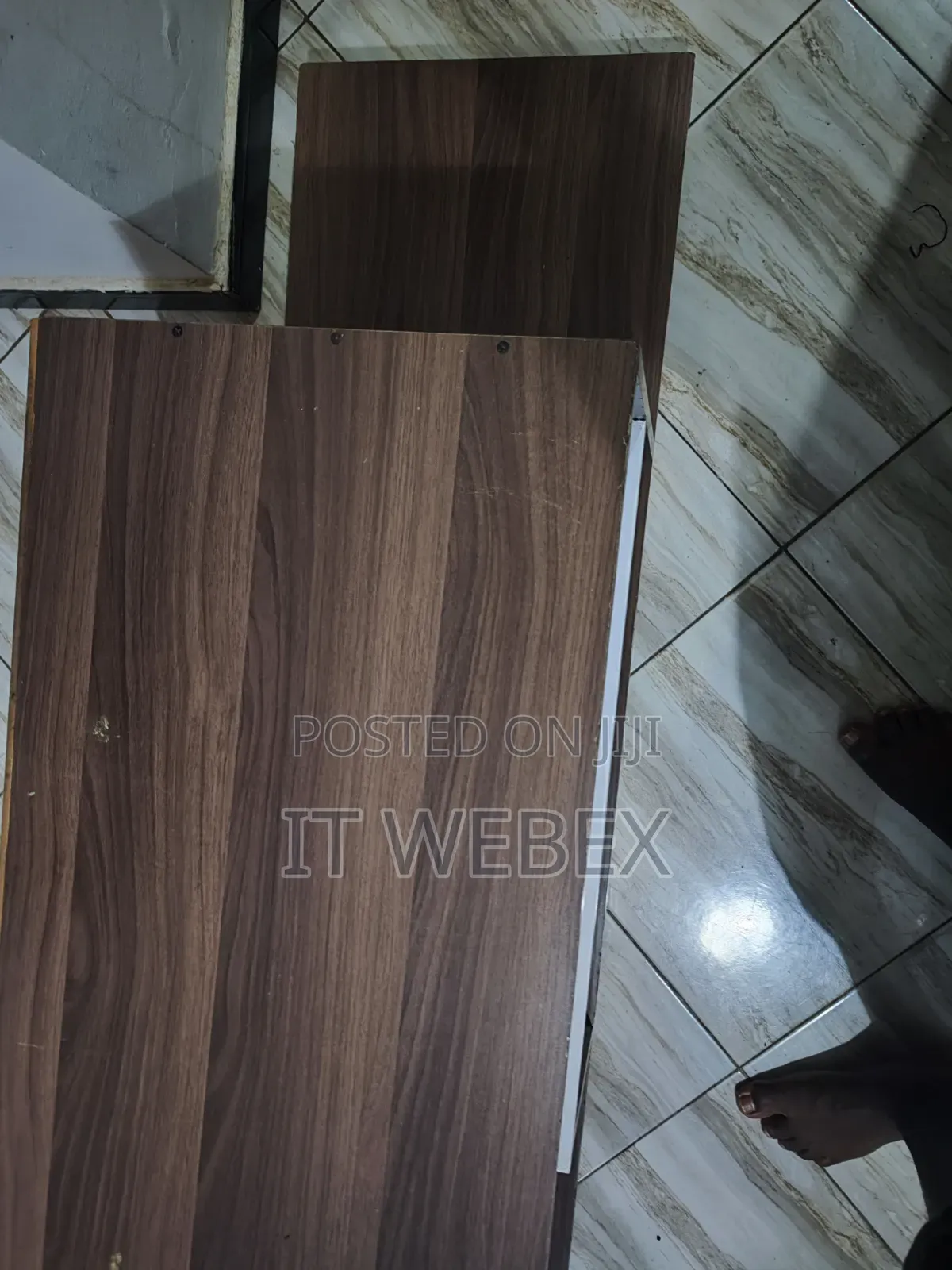Used TV Stand in Mbalwa