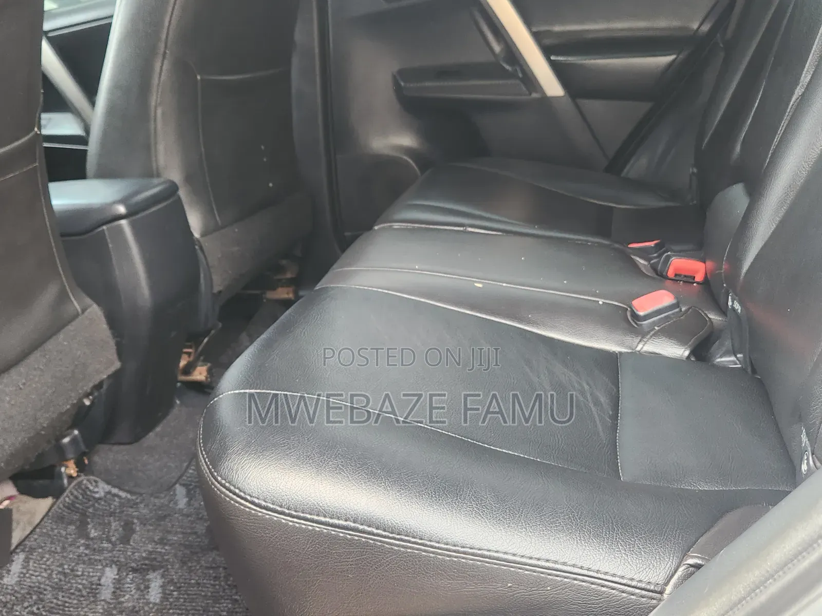 Toyota RAV4 2015
