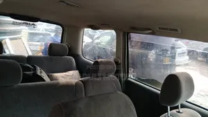 Toyota Noah 2005 Silver