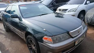 Toyota Mark II 2002 Blue