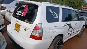 Subaru Forester 2006 White