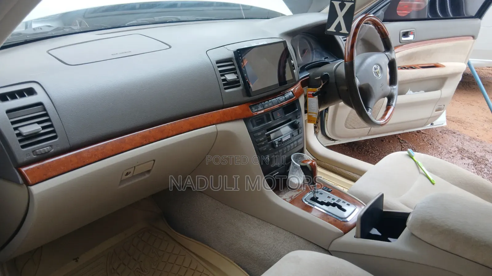 Toyota Mark II 2004 White