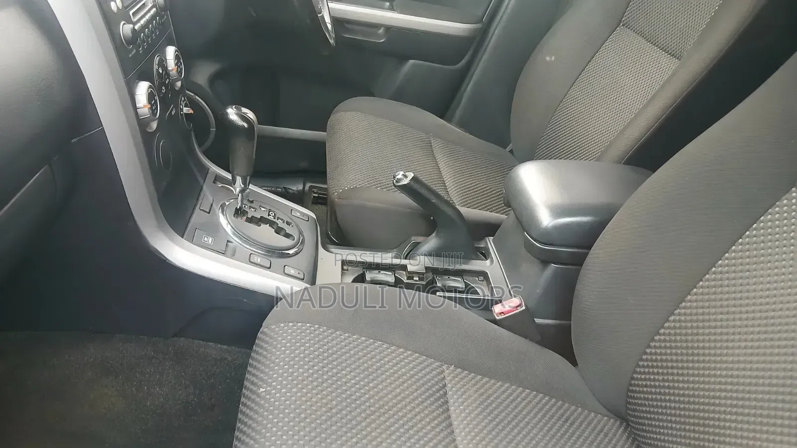 Suzuki Escudo 2006 Silver