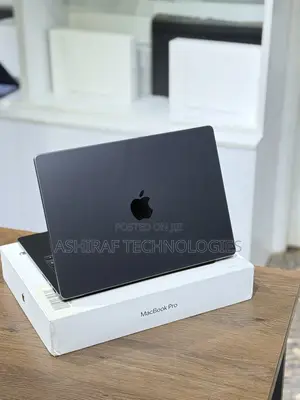 Laptop Apple MacBook Pro 2024 M4 Pro 24GB Apple M4 Pro SSD 512GB