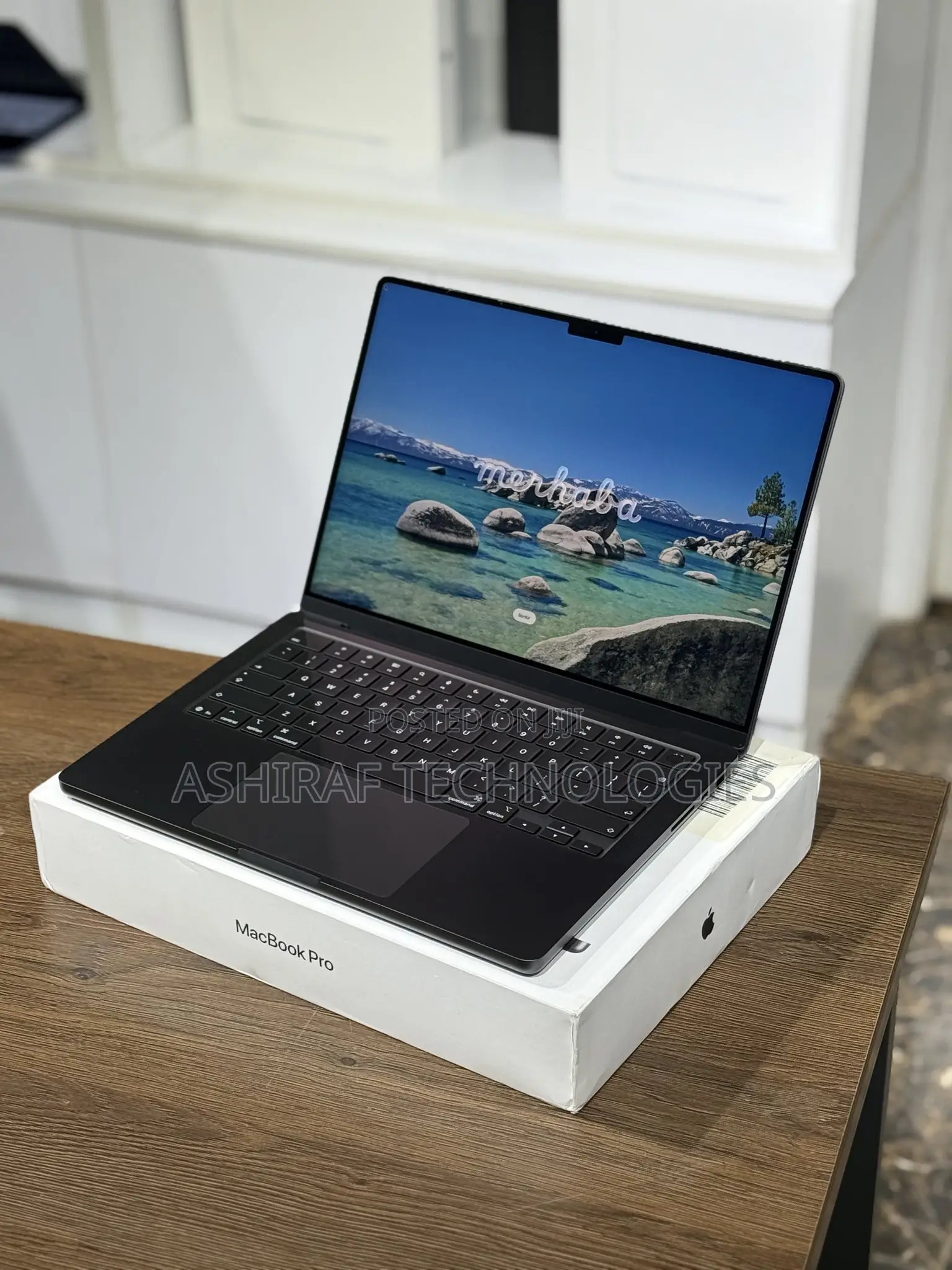 Laptop Apple MacBook Pro 2024 M4 Pro 24GB Apple M4 Pro SSD 512GB