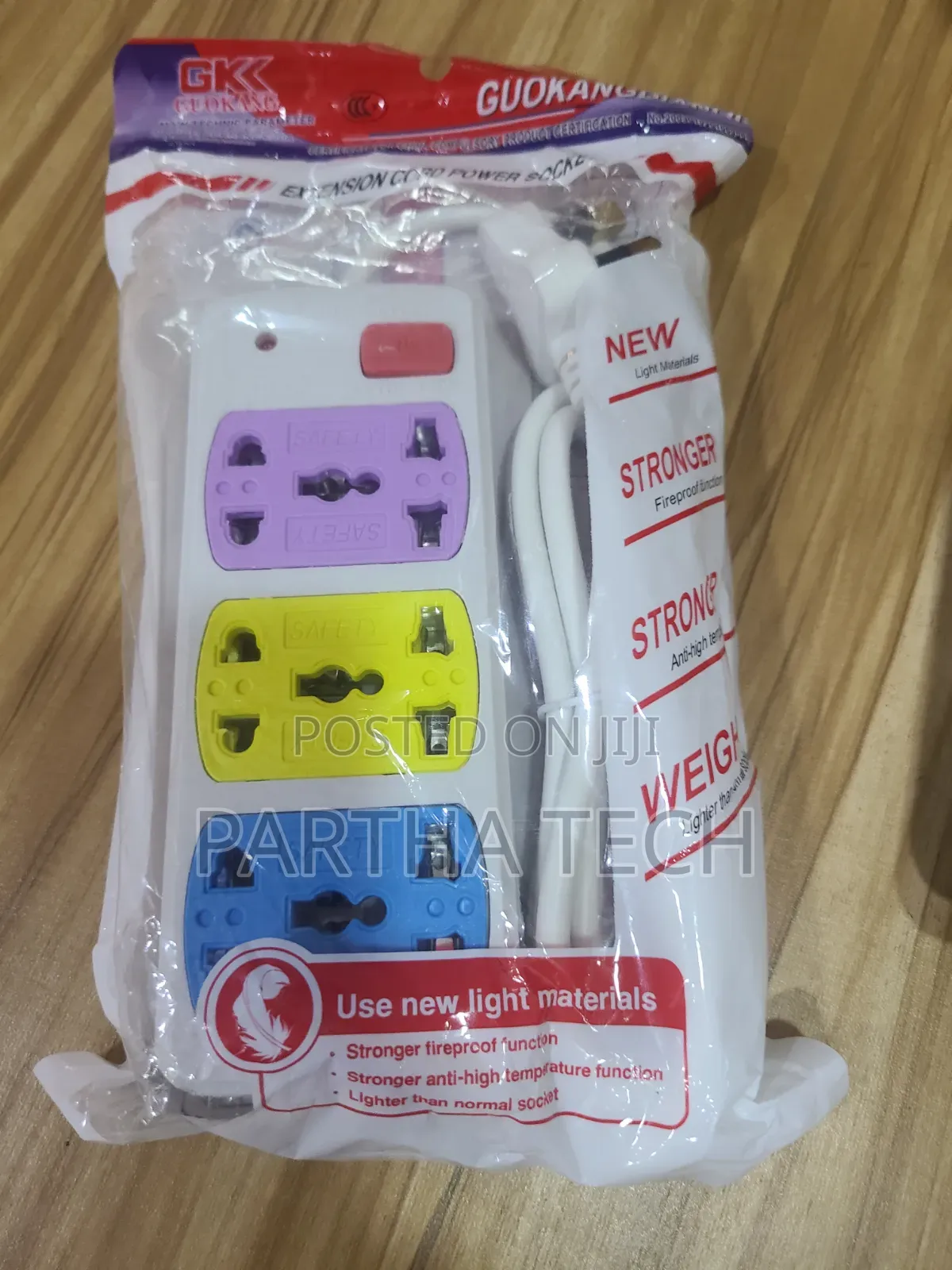 Extension With 3 Universal Outlets + Switch Uk Plug