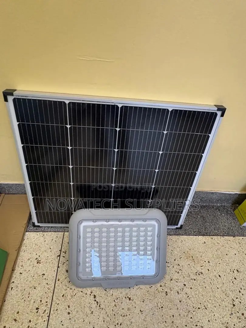 Blue Carbon 500W Solar Flood Light High Efficiency Mono Solar Panel