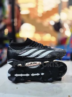 Football Shoes Predator Top Quality