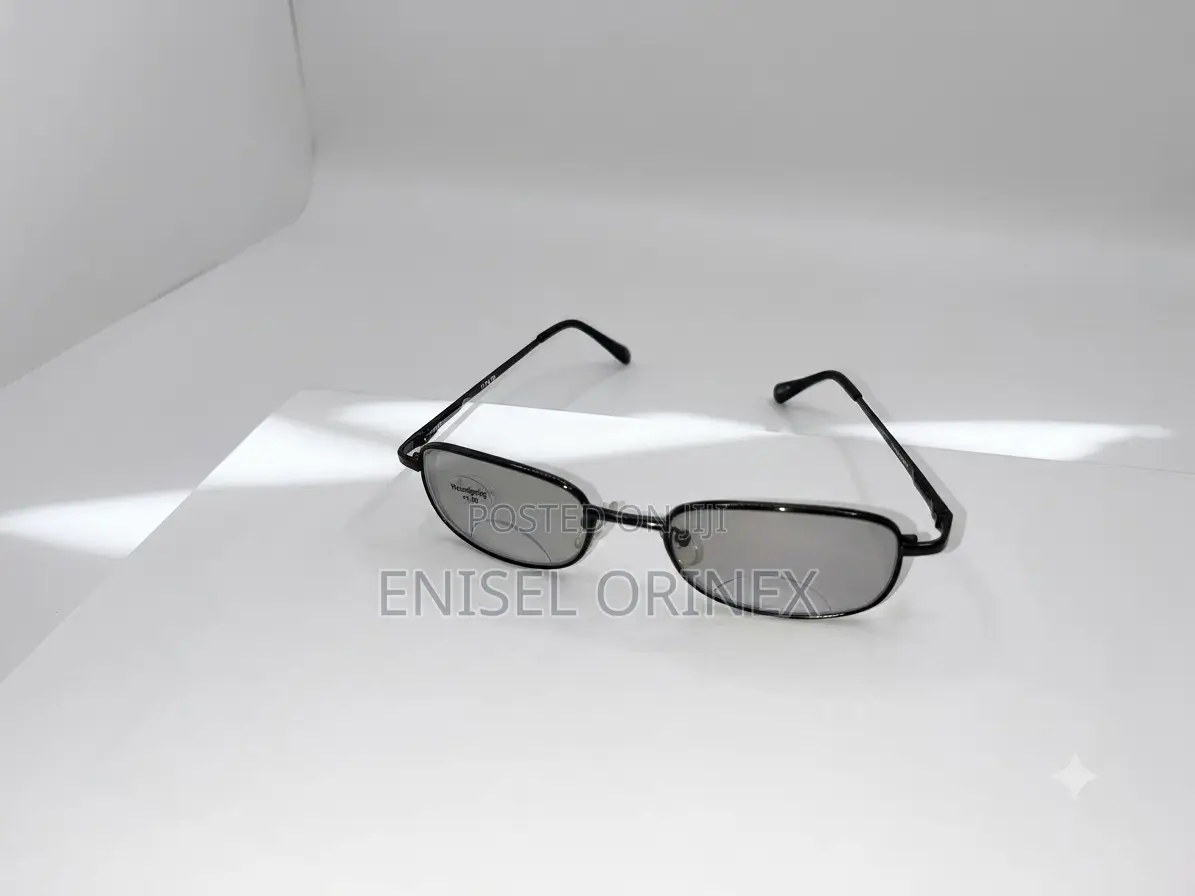 Black Metal Readers (Reading Glasses) +3.00 Magnification