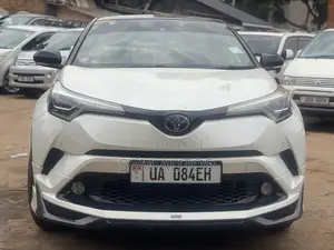 Toyota C-HR 2017 Silver