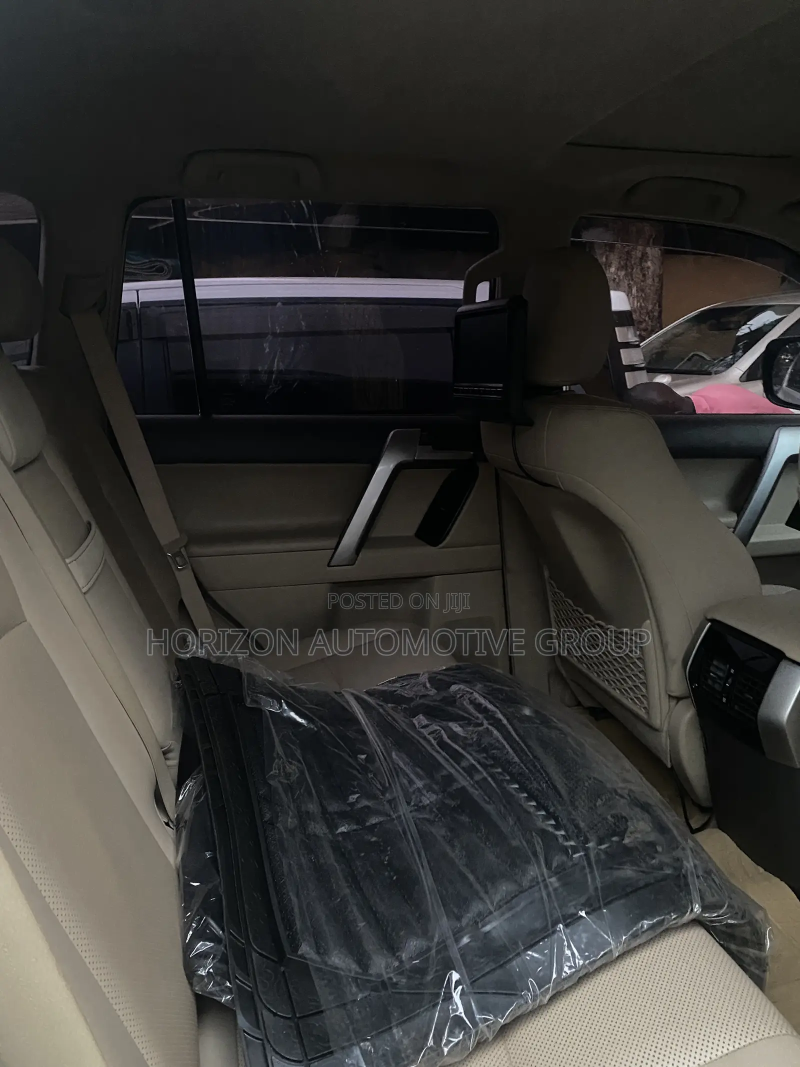 Toyota Land Cruiser Prado 2.7 2018 White