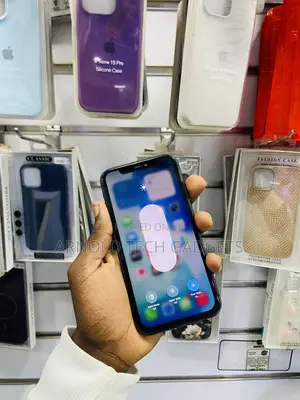 Apple iPhone 11 64 GB Black