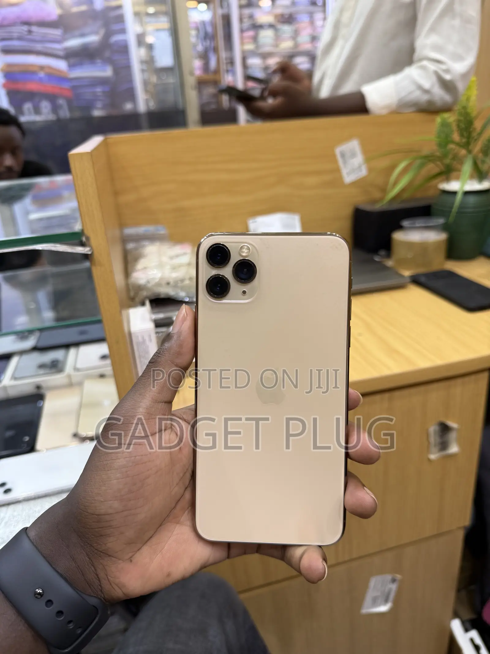 Apple iPhone 11 Pro Max 64 GB Gold