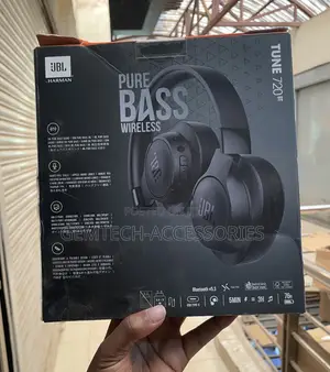 JBL Tune 720 Bluetooth Headphones