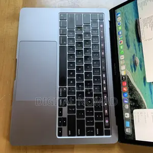Laptop Apple MacBook Pro 8GB Apple M1 SSD 512GB